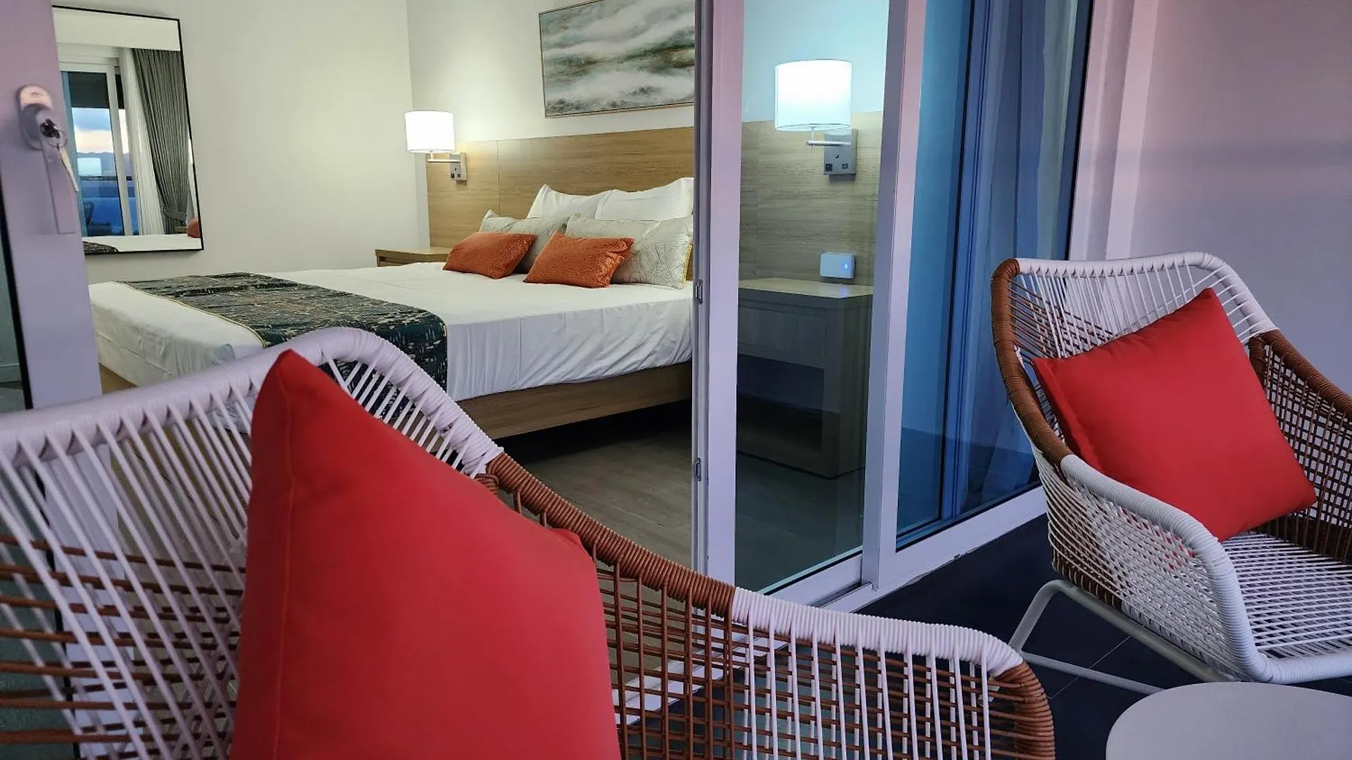 Hotel 39 Jamaica Montego Bay