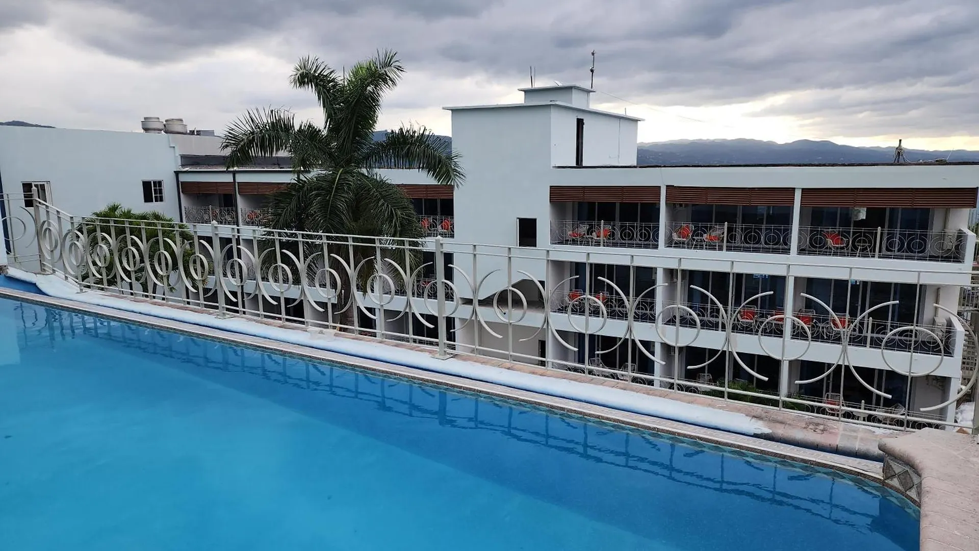 Hotel 39 Jamaica Montego Bay